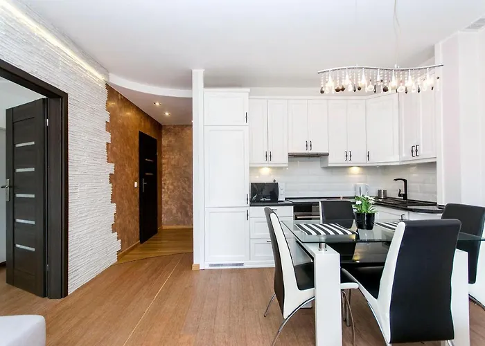 Perla Rentyear Apartments
